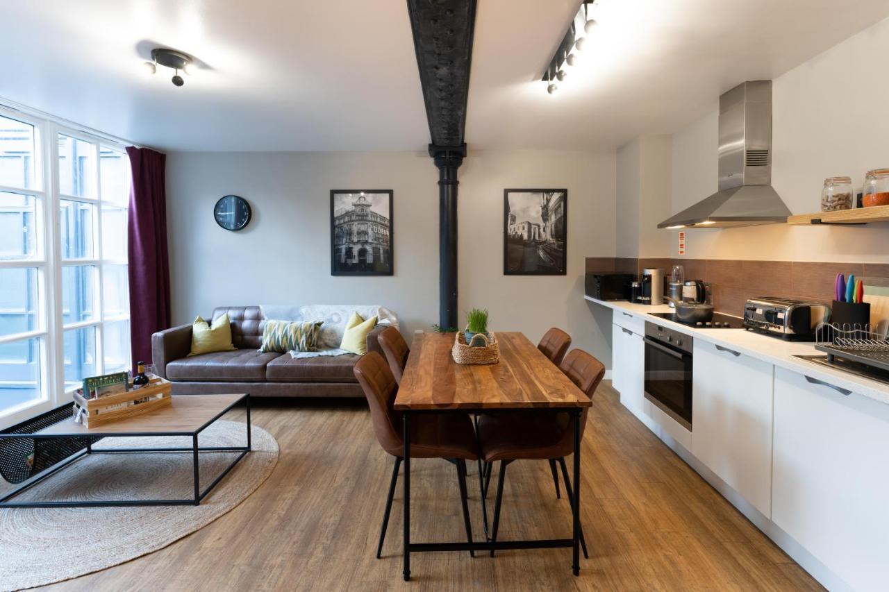 High Street Town House Aparthotel Manchester Bagian luar foto