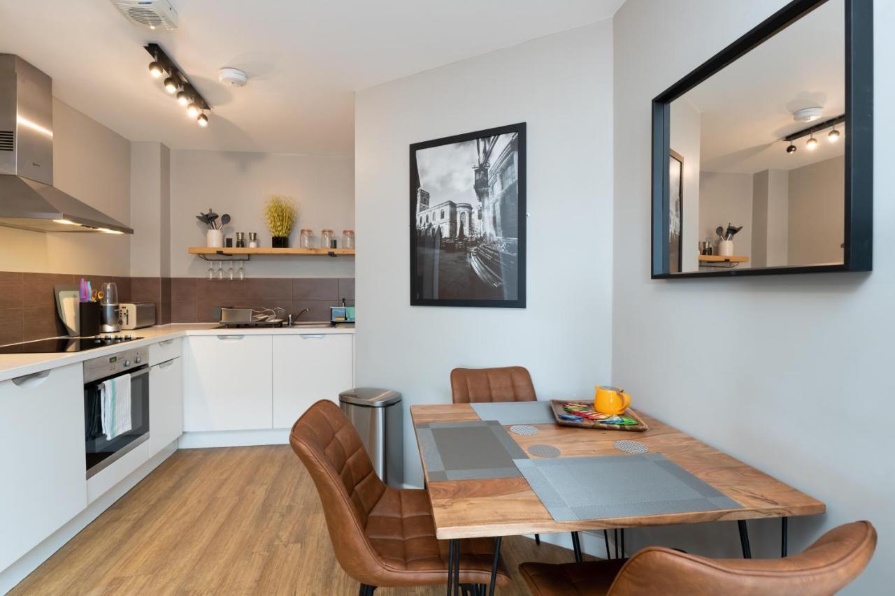 High Street Town House Aparthotel Manchester Bagian luar foto
