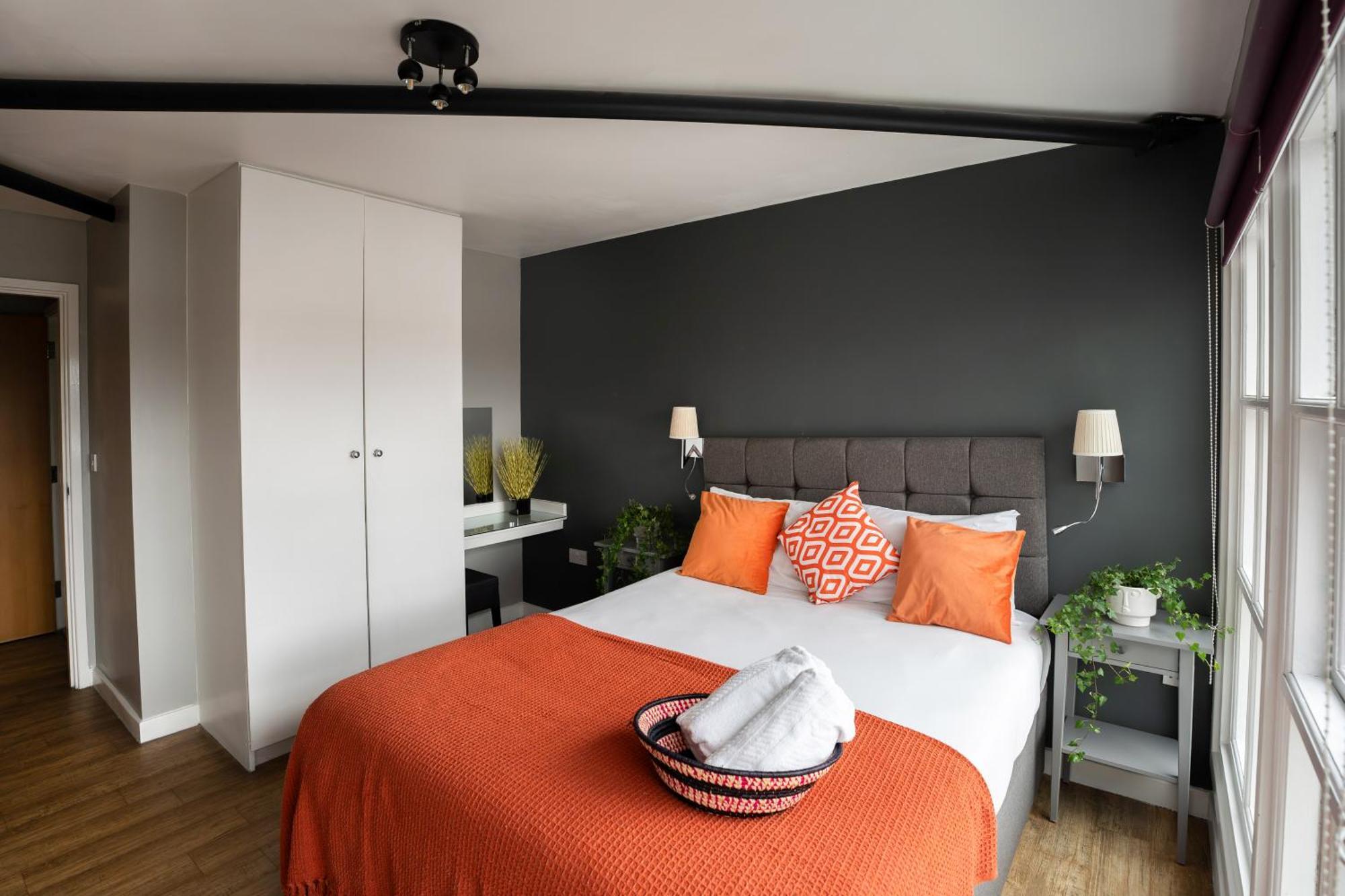 High Street Town House Aparthotel Manchester Bagian luar foto