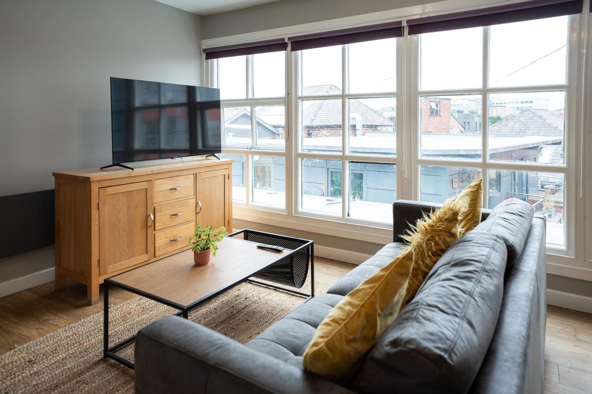 High Street Town House Aparthotel Manchester Bagian luar foto