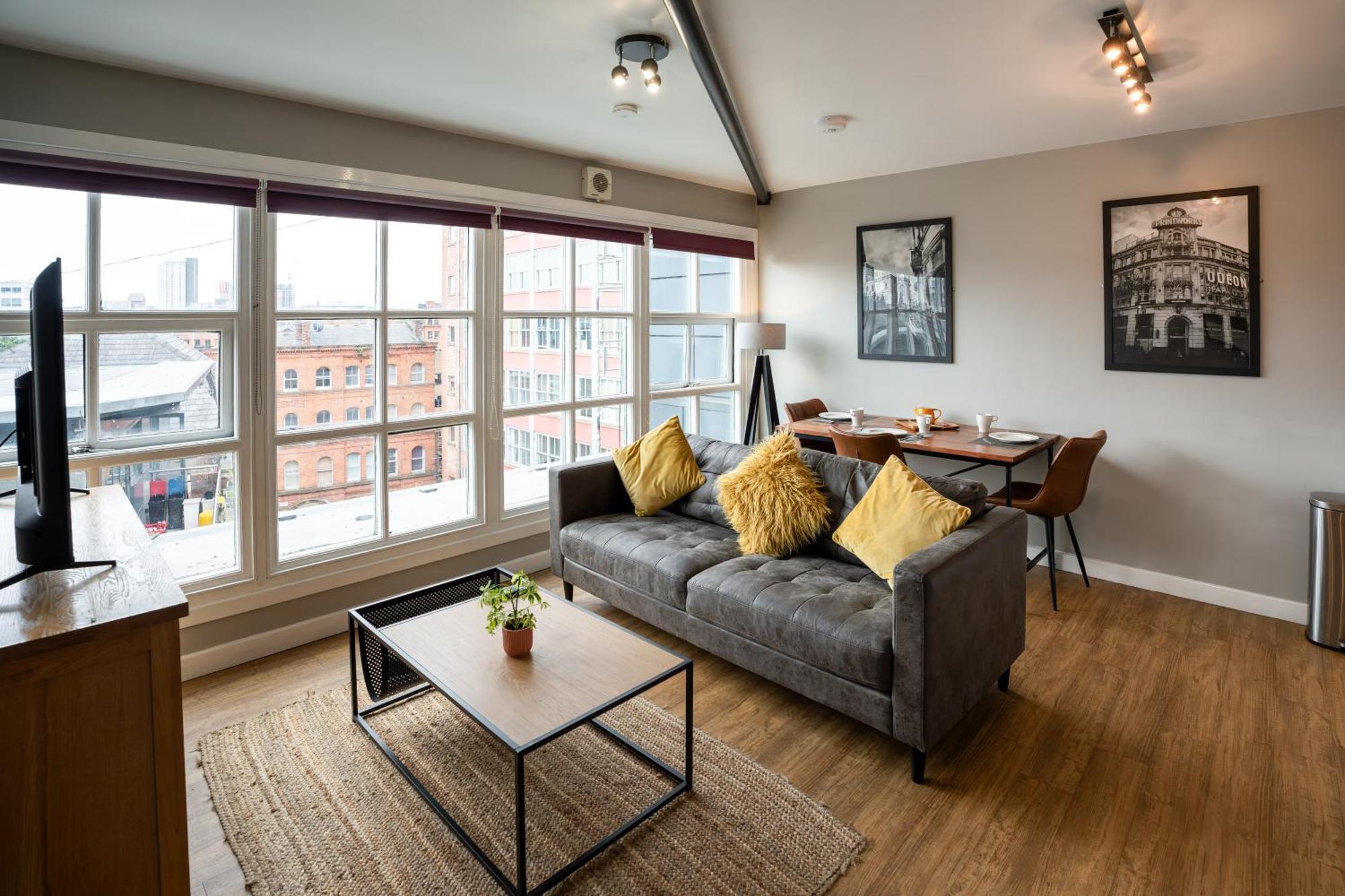 High Street Town House Aparthotel Manchester Bagian luar foto